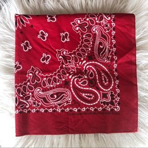 🆕🧣Red paisley scarf bandana 100% cotton USA made